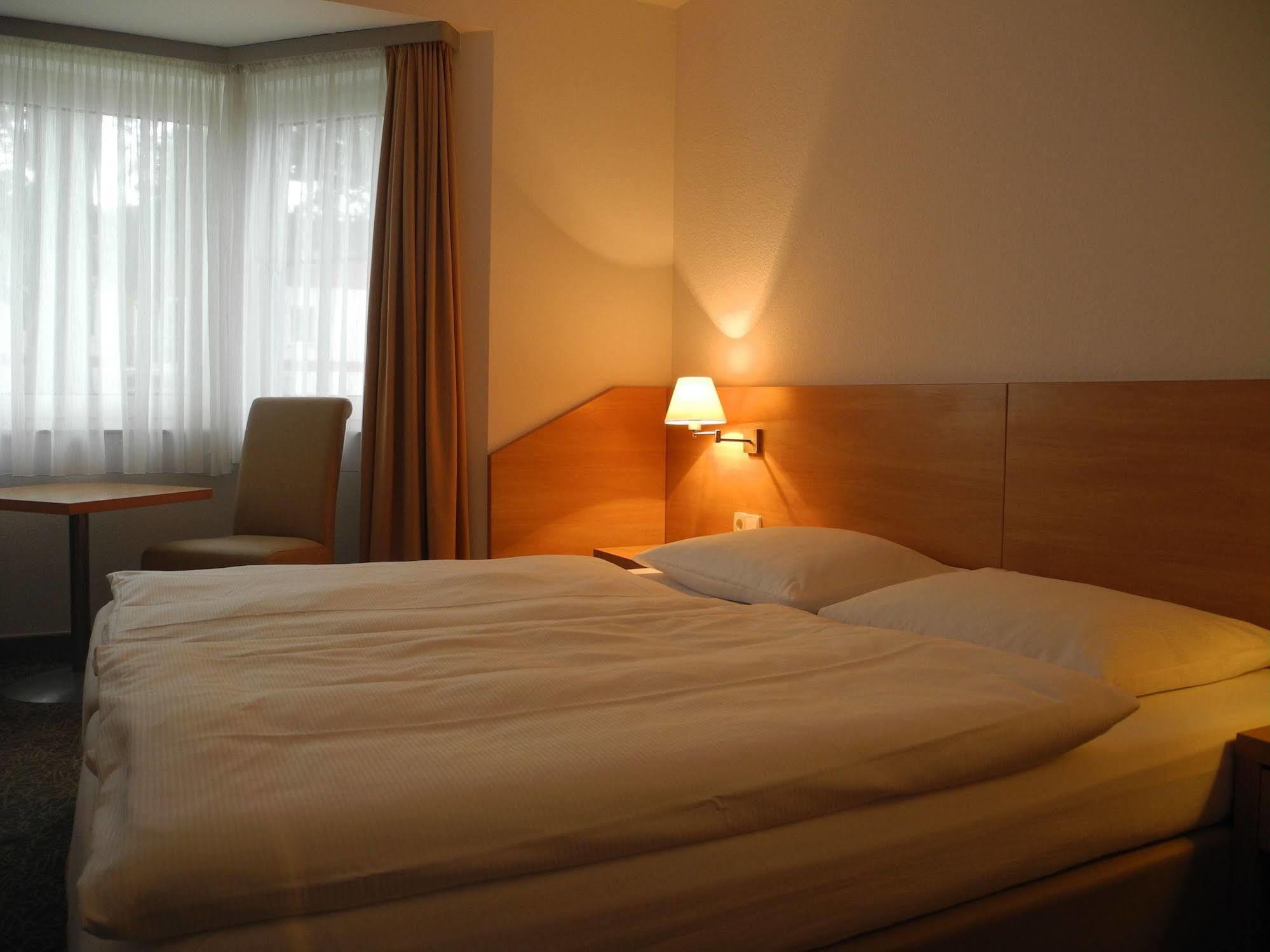 Hotel Havel Lodge Berlin Exterior foto